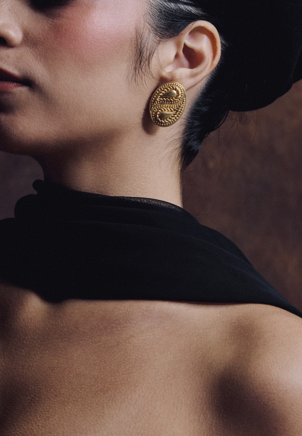 twist earrings